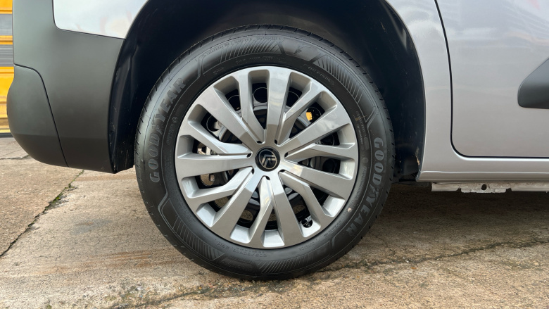 Citroen Berlingo 1.5 BlueHDi 100 Plus M 5dr [WAV] Diesel Estate